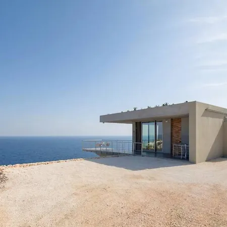 Stunning 180° Sea View Designer For Two Koríthion